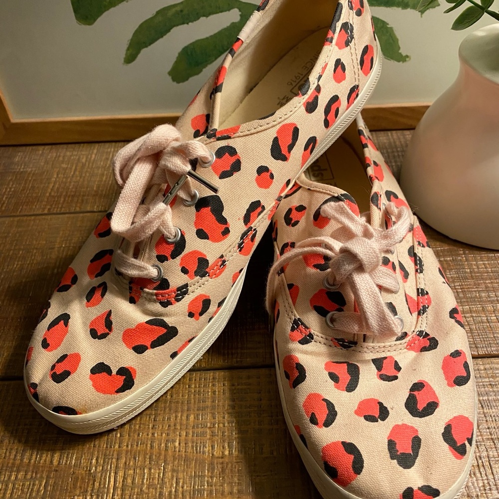 KEDS WOMENS CHAMPION LEOPARD CANVAS SNEAKERS